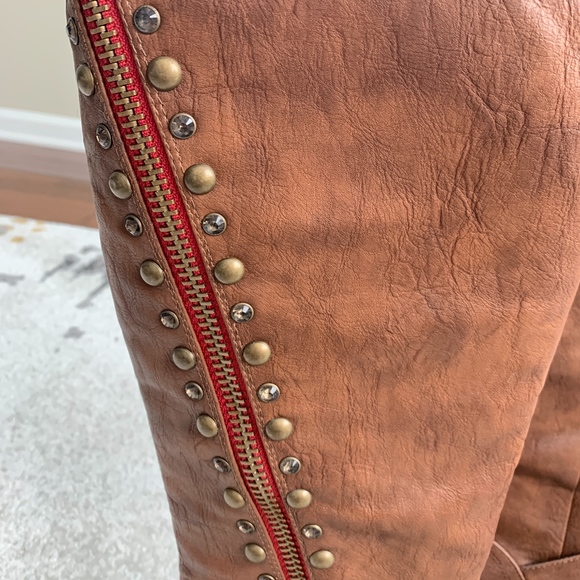 Francescas Not Rated Brown Boot with Gemstones - Picture 5 of 8